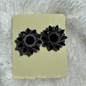 Elegant Oxidized black ear studs